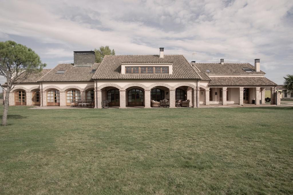 Вилла La Casona Del Tormes Альменара-де-Тормес Экстерьер фото